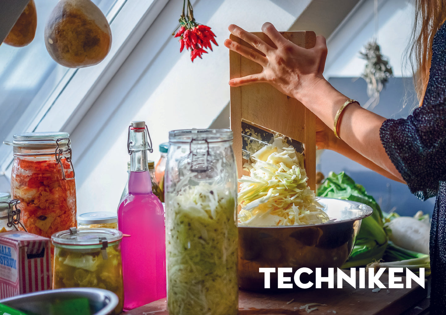 52 wilde Fermente: Jede Woche eine Wildpflanze sammeln und Fermentieren - Edible Alchemys Schule für Geschmack, Gesundheit und Ökologie (Buch)